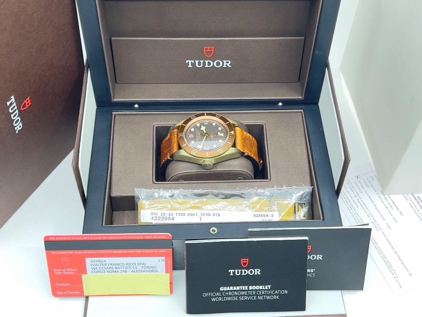 Tudor Orologi: TUDOR Black Bay Bronze – Nuovo (secondo la descrizione) da Bruettisellen venduto da GiacomoCH 9