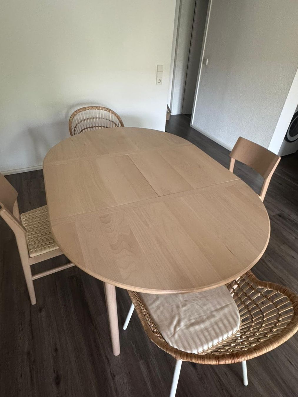 Ikea Tavoli: Table – Usato da Fribourg venduto da Ladiegada
