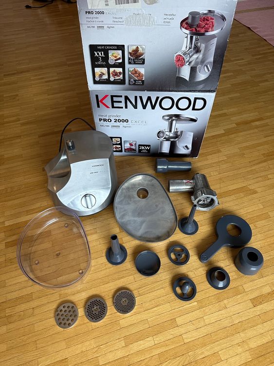 Leistungsstarker Fleischwolf - Kennwood MG700 Pro 2000 Excel | Kaufen ...
