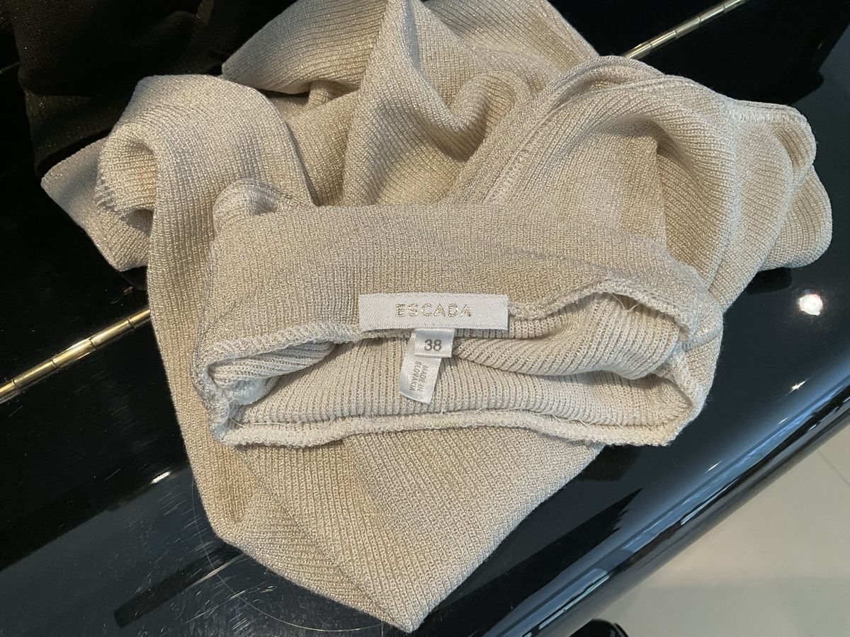 Escada Pulls & Sweat-shirts: Pullover Escada – D'occasion à Mariastein par u_n_6s5w 3