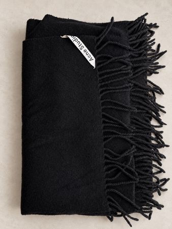 Acne Studios Oversized Wool Scarf / Shawl - Schwarz