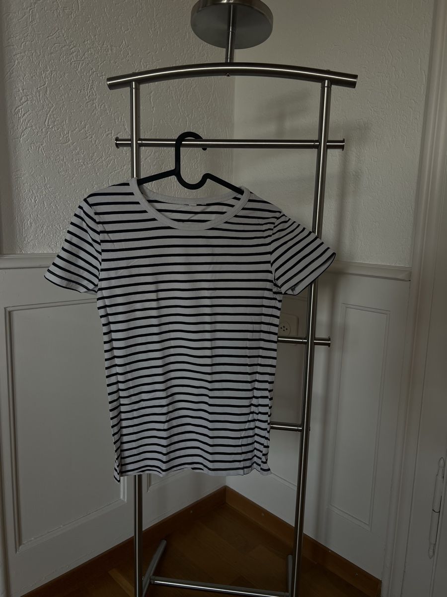 Tops: Damen T-Shirt Set 9  Bundle – D'occasion à Wallisellen par lea_k9fx 8