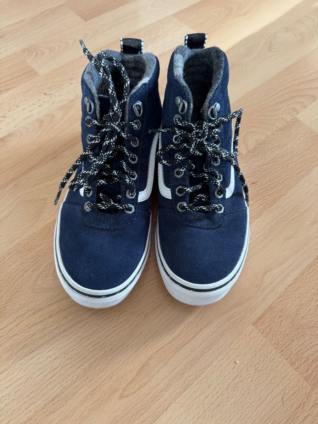 Vans Chaussures garçon: Vans Grösse 33 NEU – Neuf (Voir description) à Dürrenäsch par 1kirs