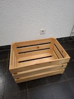 Holzkiste in gutem Zustand