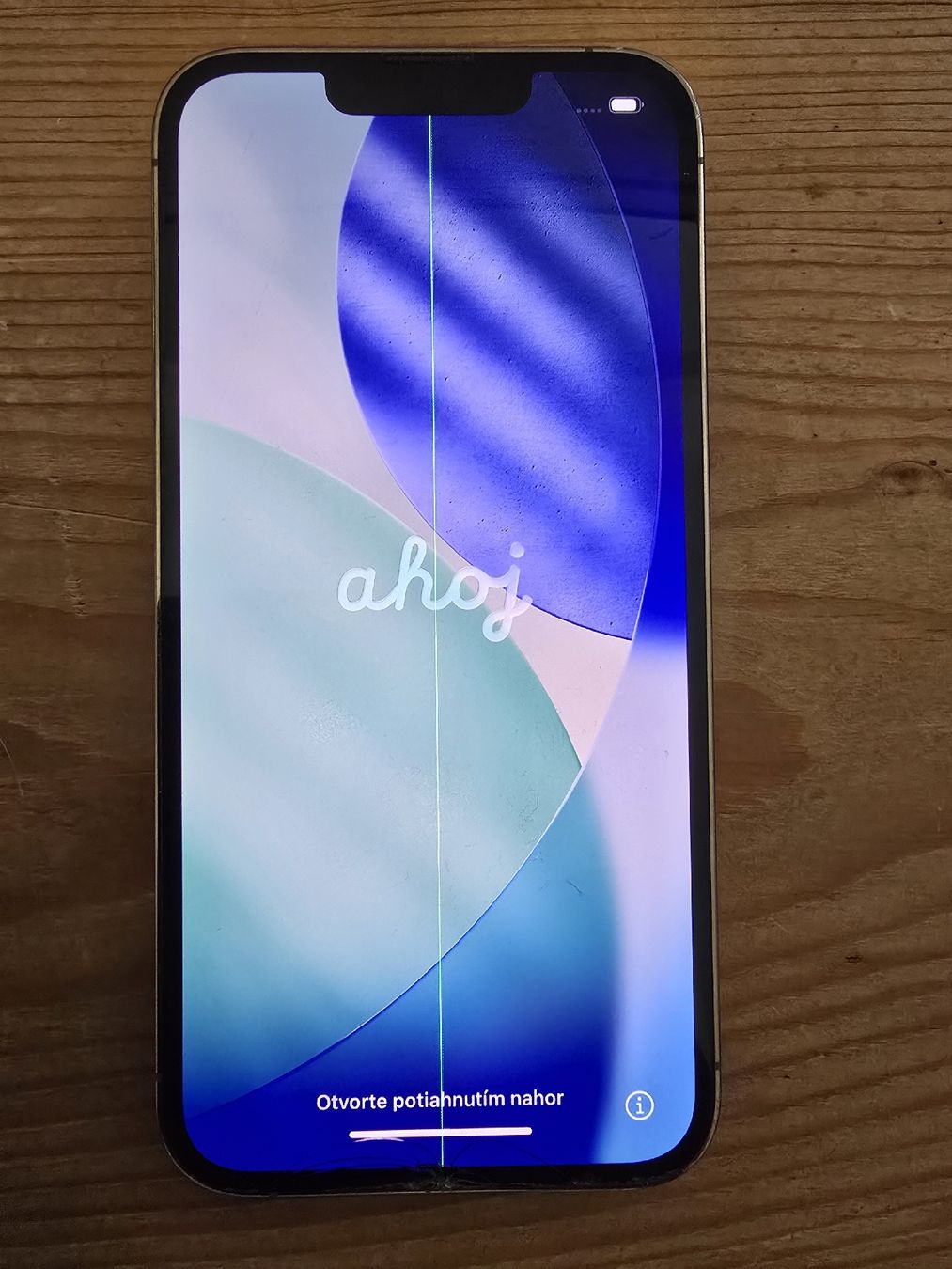 Apple Portables: iPhone 13 Pro Gold. Strich im Display – D'occasion à Uetikon am See par Skyrider1