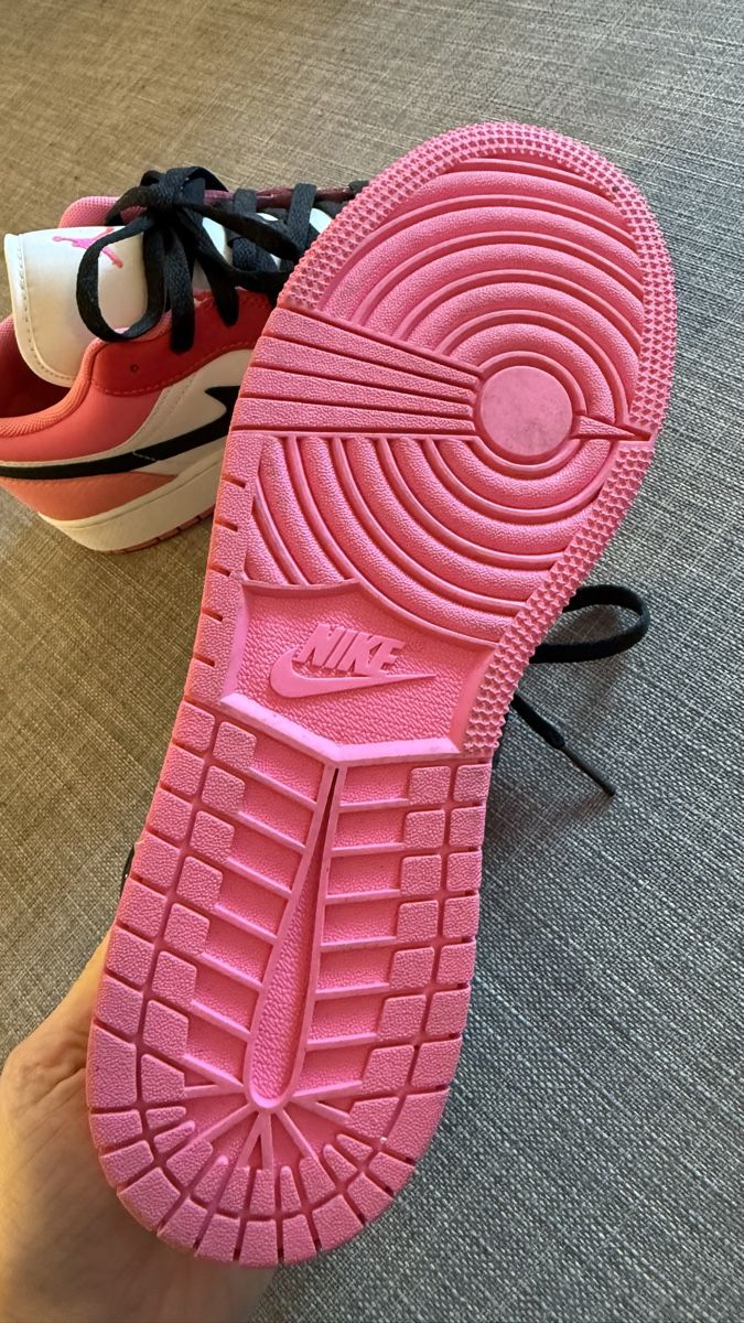 Jordan Damenschuhe: Basket Nike pink – Gebraucht aus Zürich von Blandine.1982 2