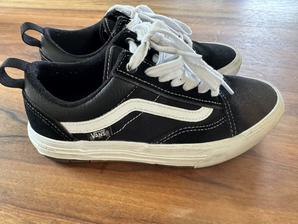 Vans Chaussures hommes: Vans Sneaker Old Skool Gr. 38 – Neuf (Voir description) à Dübendorf par Stest 1