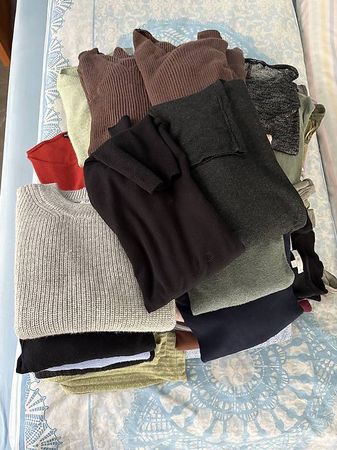 Viele Pullis, Rollkragen, teilweise neu, alles Gr. S / 36