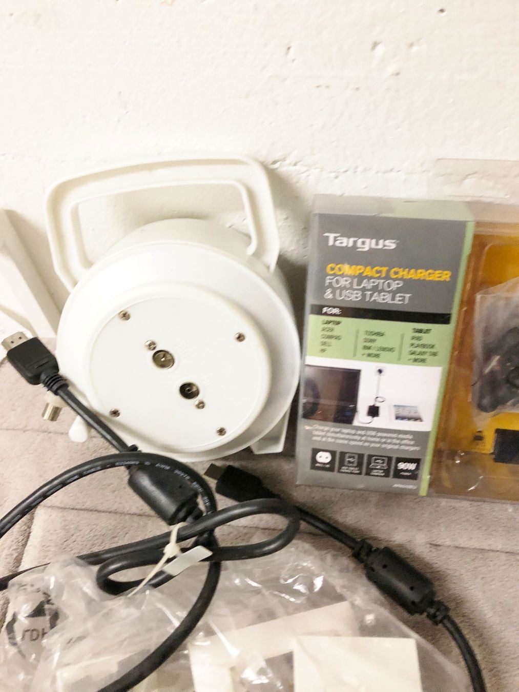 Spine: Elektrosachen alles zusammen – Usato da Glattbrugg venduto da Ariel012 5
