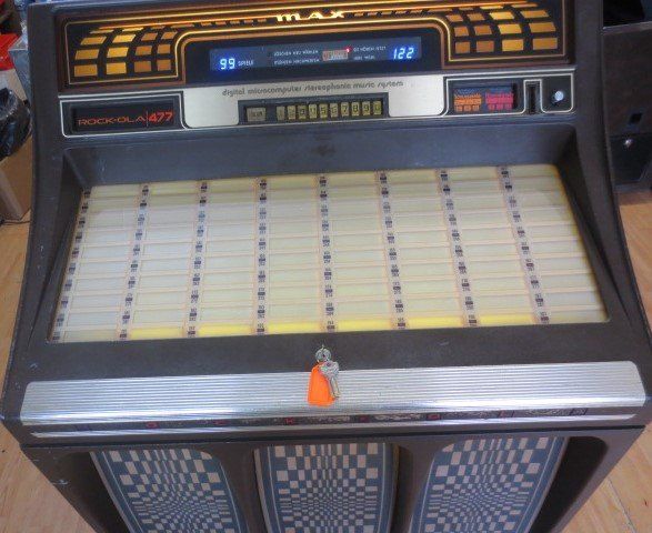 Rock-Ola Jukebox: Max 477 mit 80 Singles – Usato da St.Gallenkappel venduto da Spielautomaten 2
