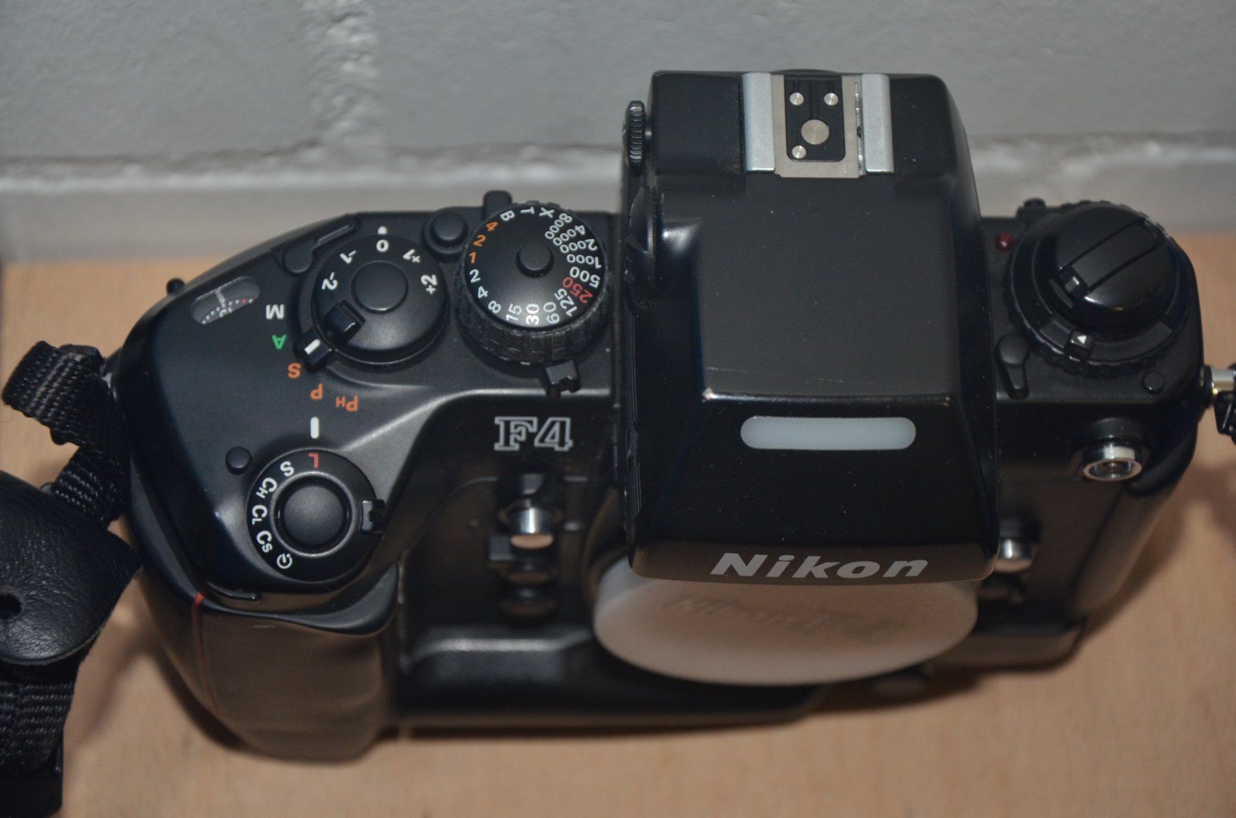 Nikon Fotocamera: Nikon F4S – Usato da Wetzikon ZH venduto da bausie 1