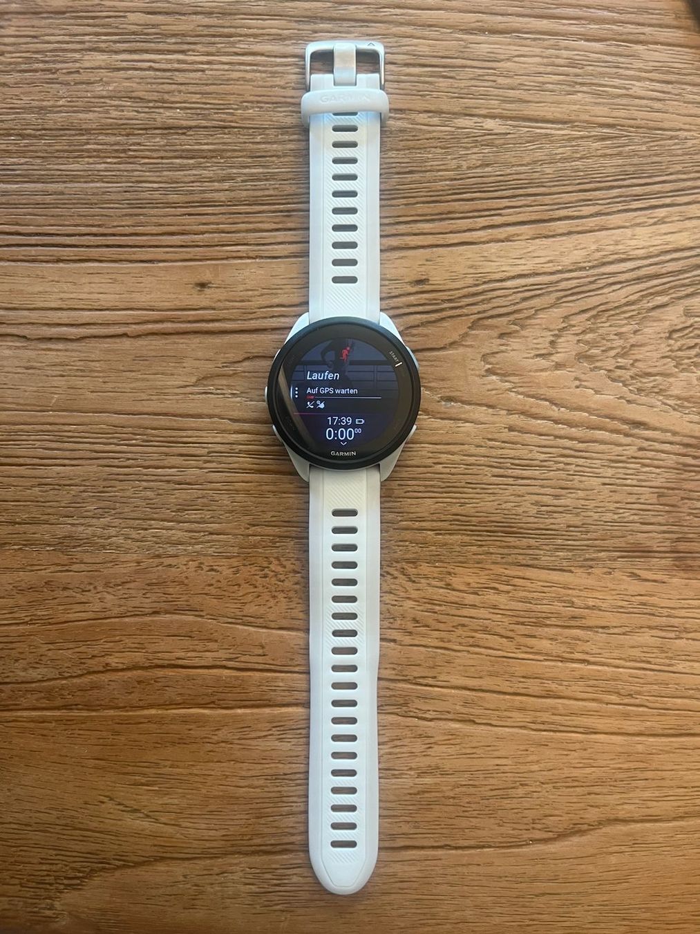 Garmin Smartwatch: Garmin Forerunner 165 Music GPS Smartwatch – Gebraucht aus Zürich von aninaast 1