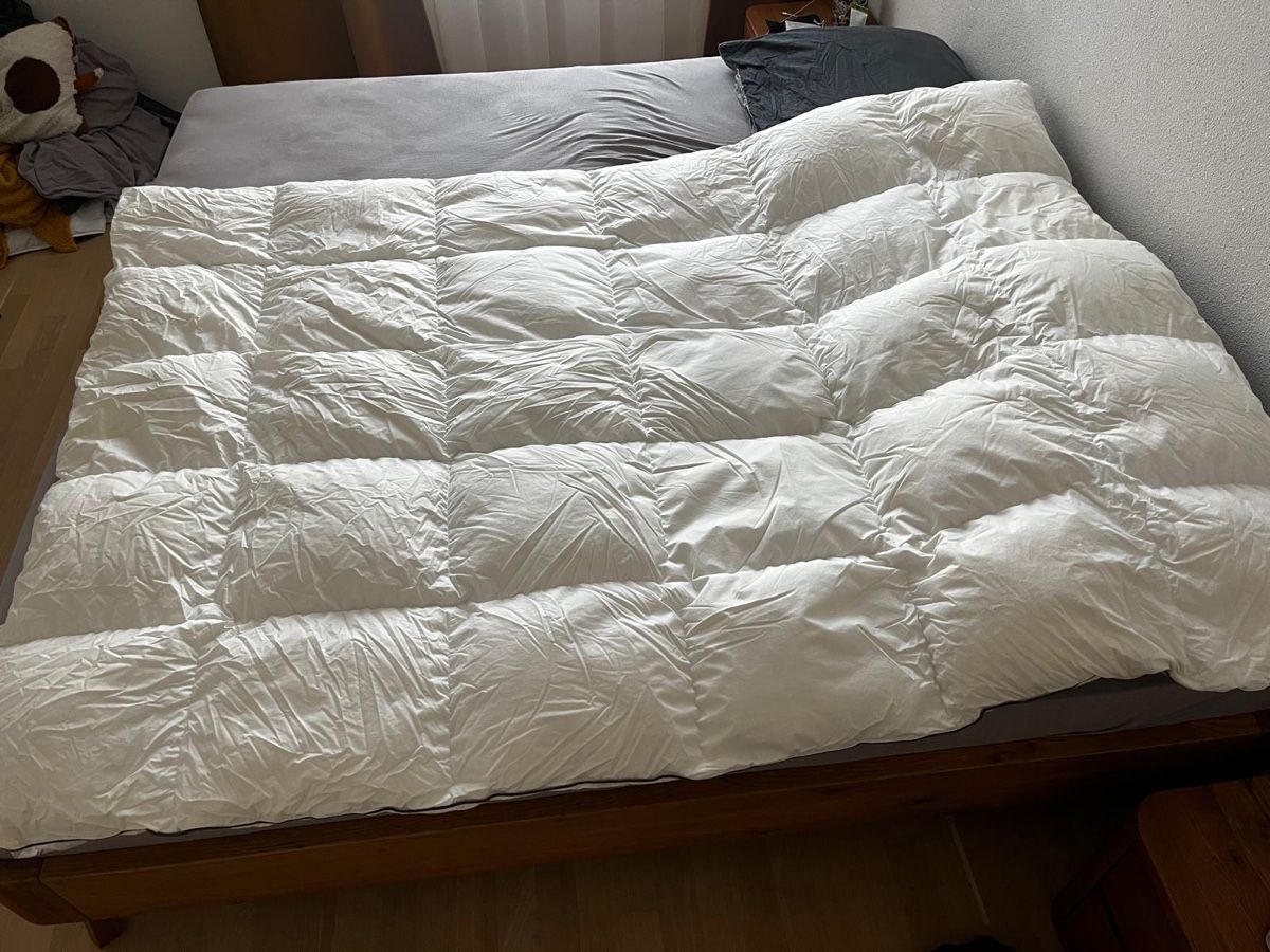Altra biancheria da tavola: Daunenbett NOMITE 170x 210 – Nuovo (secondo la descrizione) da Zürich venduto da JN-MZ67676767
