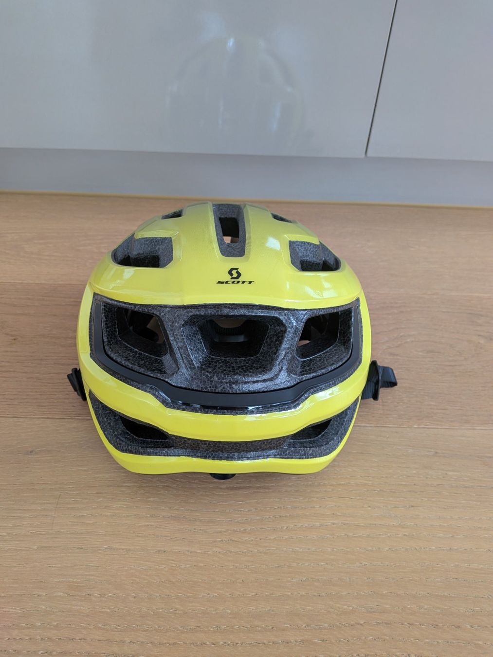 Scott Caschi: Velohelm mit MIPS -  SCOTT ARX PLUS  (L 59-61) – Usato da Stallikon venduto da anbaran 2