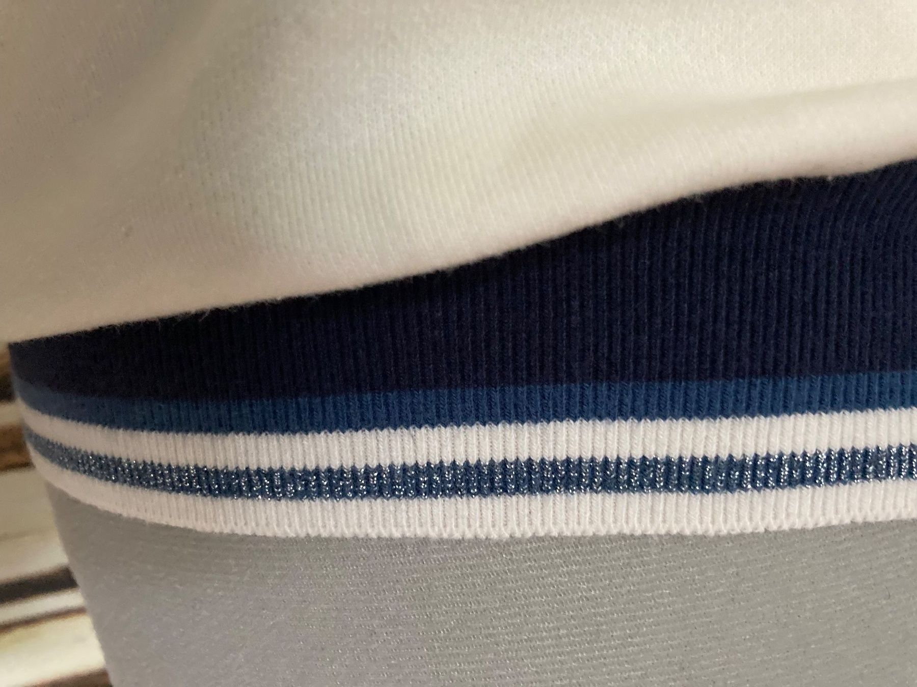 Naturaline Maglioni & Felpe: Sweatshirt Naturaline, Gr. S – Usato da Samedan venduto da chickenrun01 3