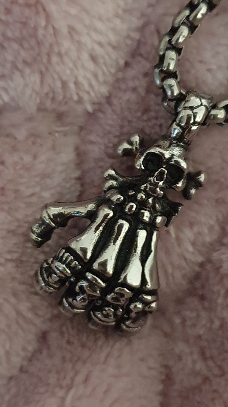 Ciondoli: Gothik Kette & Hand ☆ ein Schnäppchen ! – Usato da Breitenbach venduto da TWIX22
