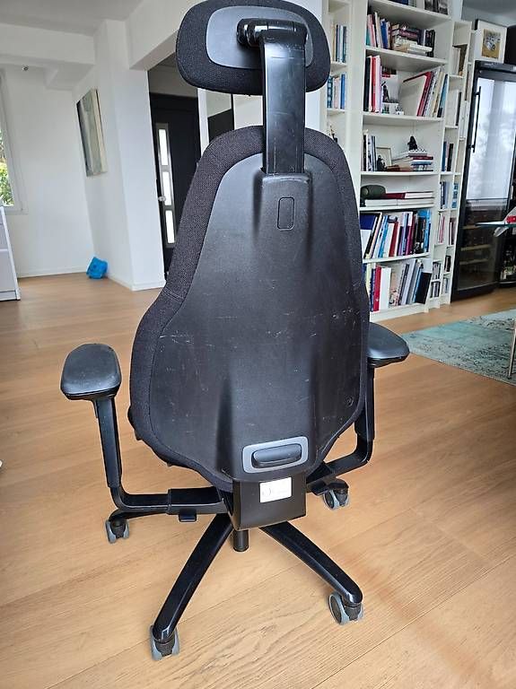 Chaises: Chaise réglable médicale – D'occasion à Neuchâtel par Cobra44 3