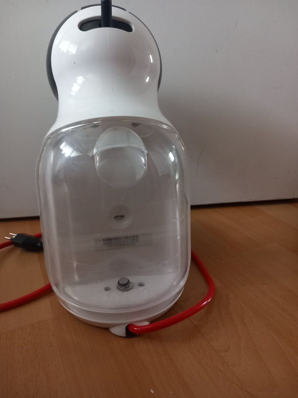 Nescafé Kaffeemaschinen & Espressomaschinen: Nescafe Dolce Gusto – Gebraucht aus Wettingen von fio 1