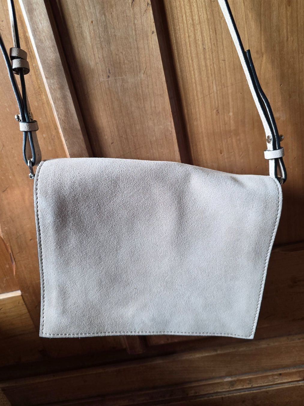 Borse da donna: Wildleder Leder Handtasche Tasche – Usato da Walterswil BE venduto da Lonitti 1