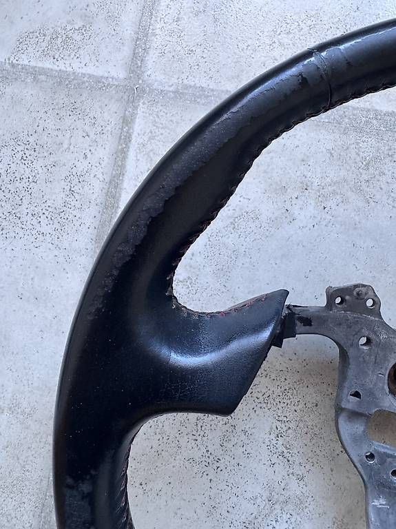 Honda Tutti pezzi di ricambio auto: Honda EP3 Lenkrad – Usato da Thierachern venduto da pelati86