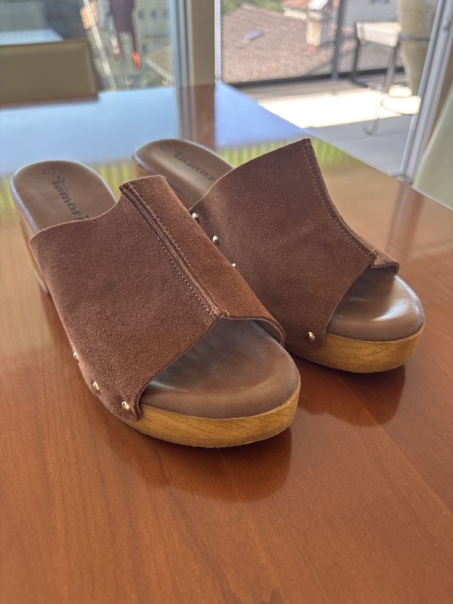Tamaris Damenschuhe: Tamaris sabots compensés en daim marron taille 40 – Gebraucht aus Bulle von nathydaenzer 3