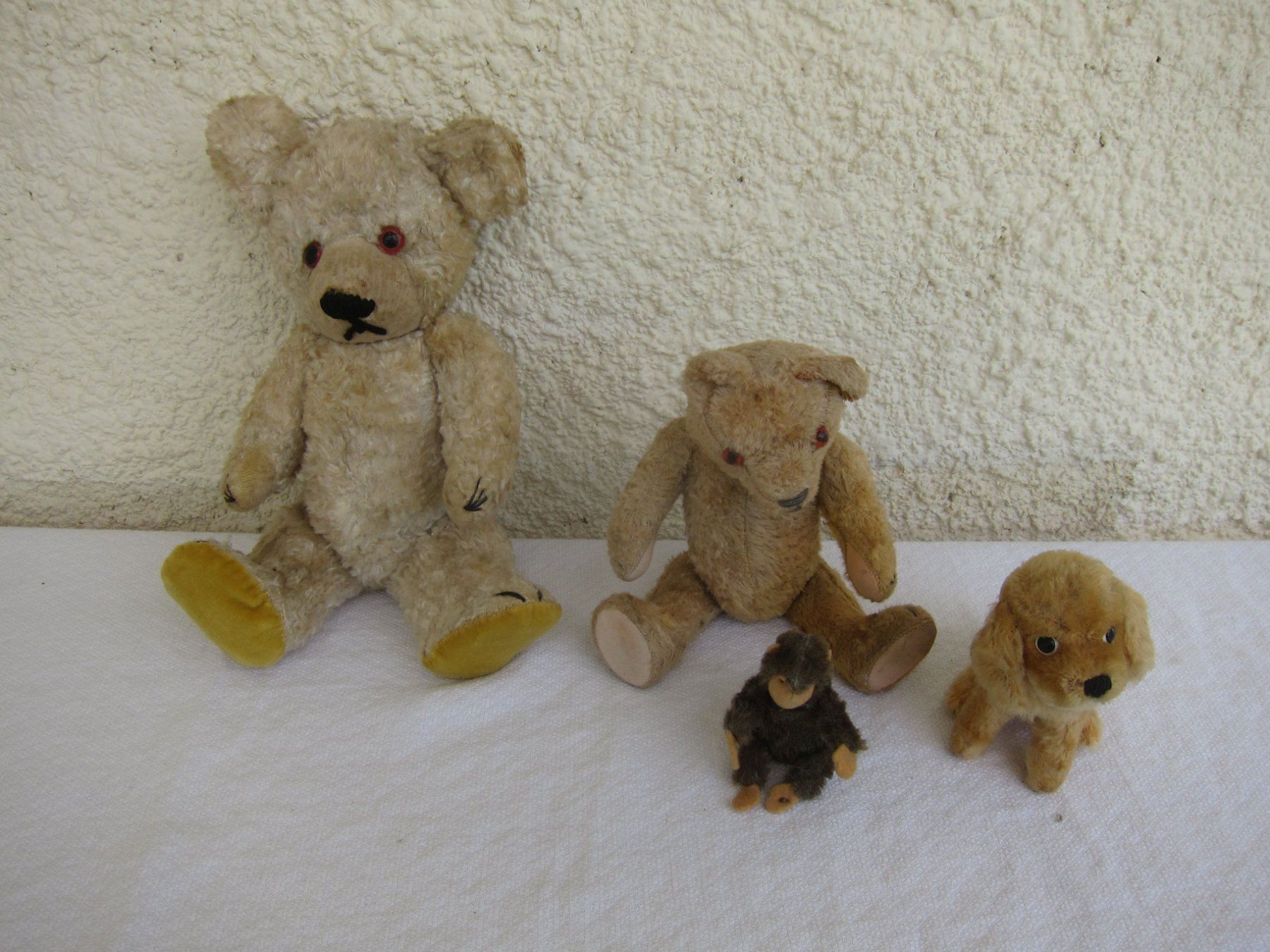 Giocattoli: Teddybären und Puppe – Usato da Regensdorf venduto da Eri8057 1