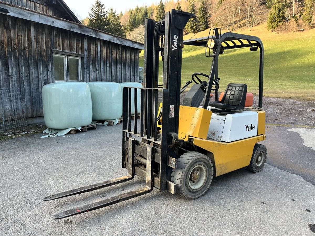 Gabelstapler & Hubwagen: Gabelstapler 1.5 T – Gebraucht aus Flumserberg Bergh von Gadip