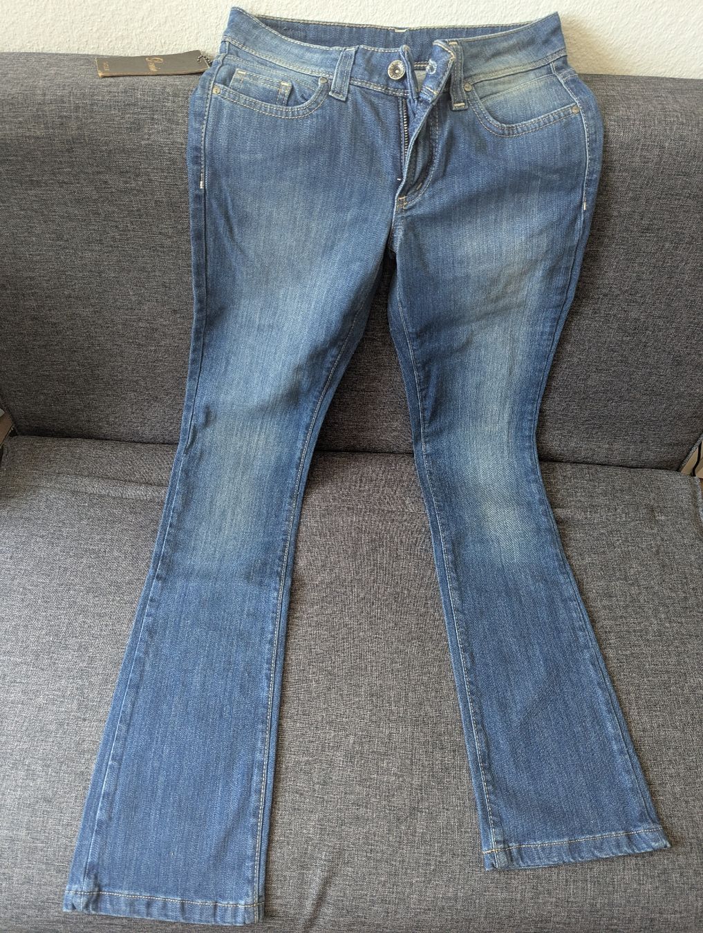 Jeans: Tatuum Jeans, Grösse 34 – Nuovo e nell'imballaggio originale da Zofingen venduto da Droni_A