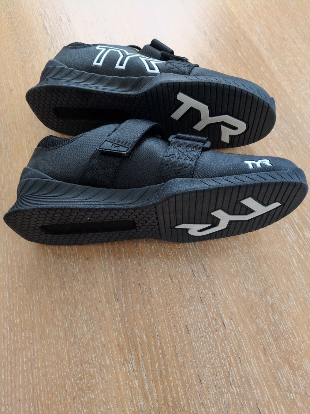 Scarpe da uomo: Tyr L-1 Lifter – Usato da La Chaux-de-Fonds venduto da noolls 2