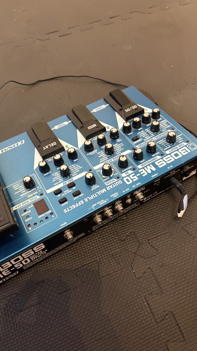 Boss Musikinstrumente: BOSS ME-50 Gitarren Pedal – Gebraucht aus Bitsch von sem_bk7g 3