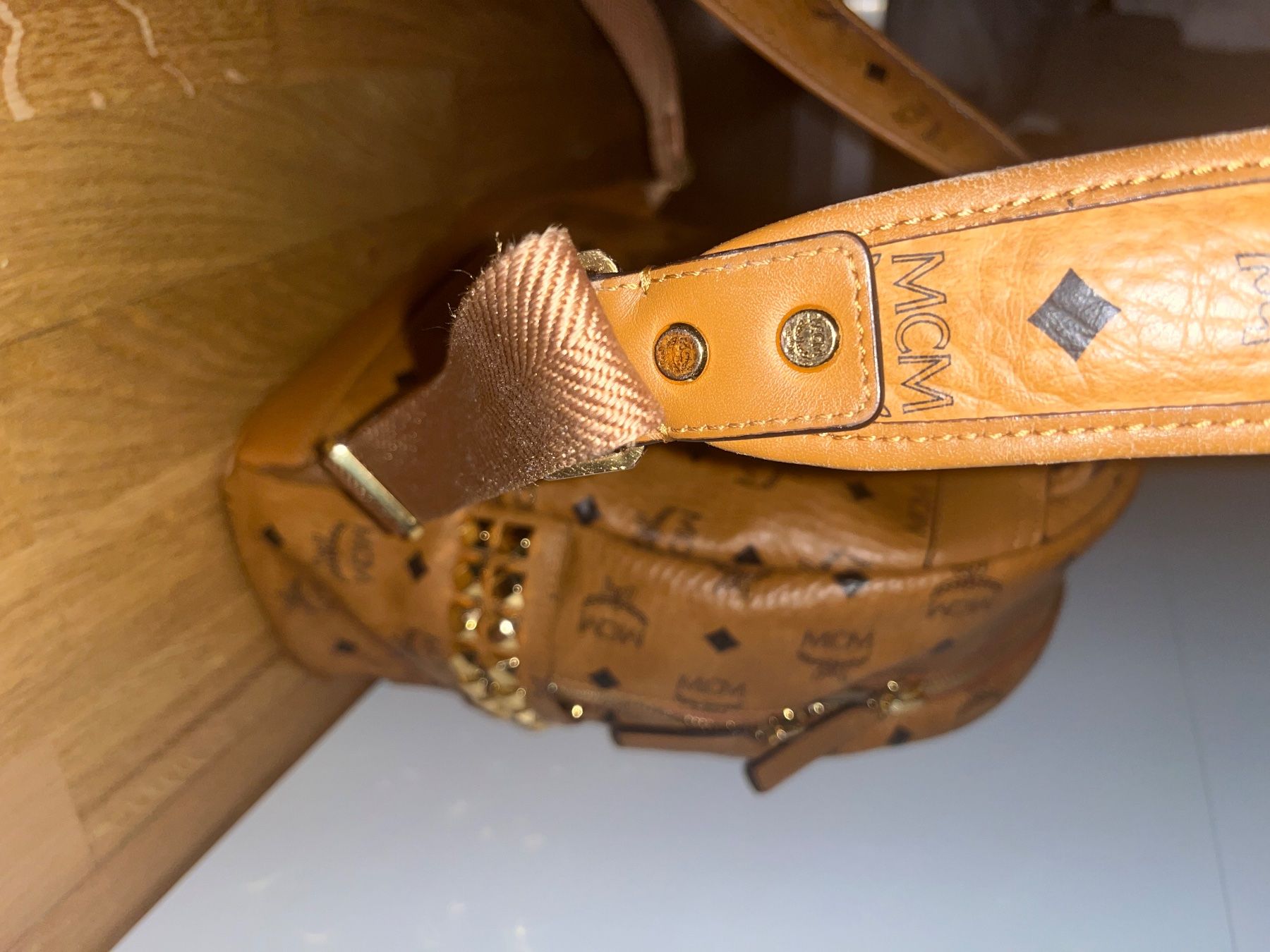 Mcm Zaini: MCM Rucksack – Nuovo (secondo la descrizione) da Uznach venduto da le-ma-di- 4