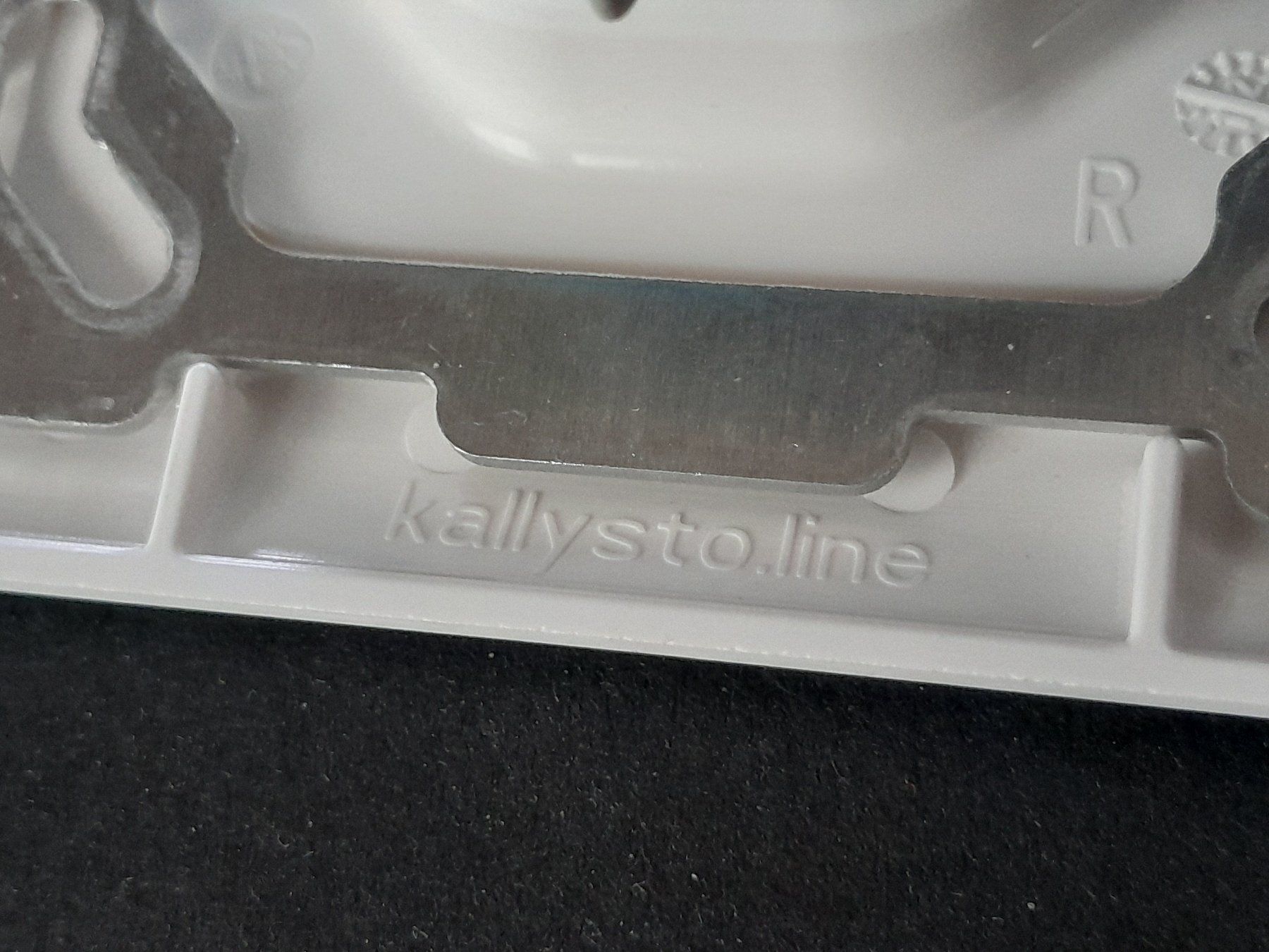 Hager Spine: Hager kallysto.line Kleinkombination, 12 Stk. – Usato da Zürich venduto da raphahello 9