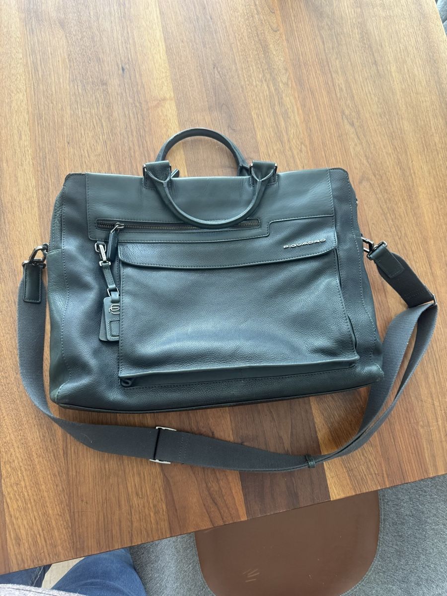 Piquadro Sacs: Piquadro Laptoptasche – Neuf (Voir description) à Brunnen par Hamhamgelb