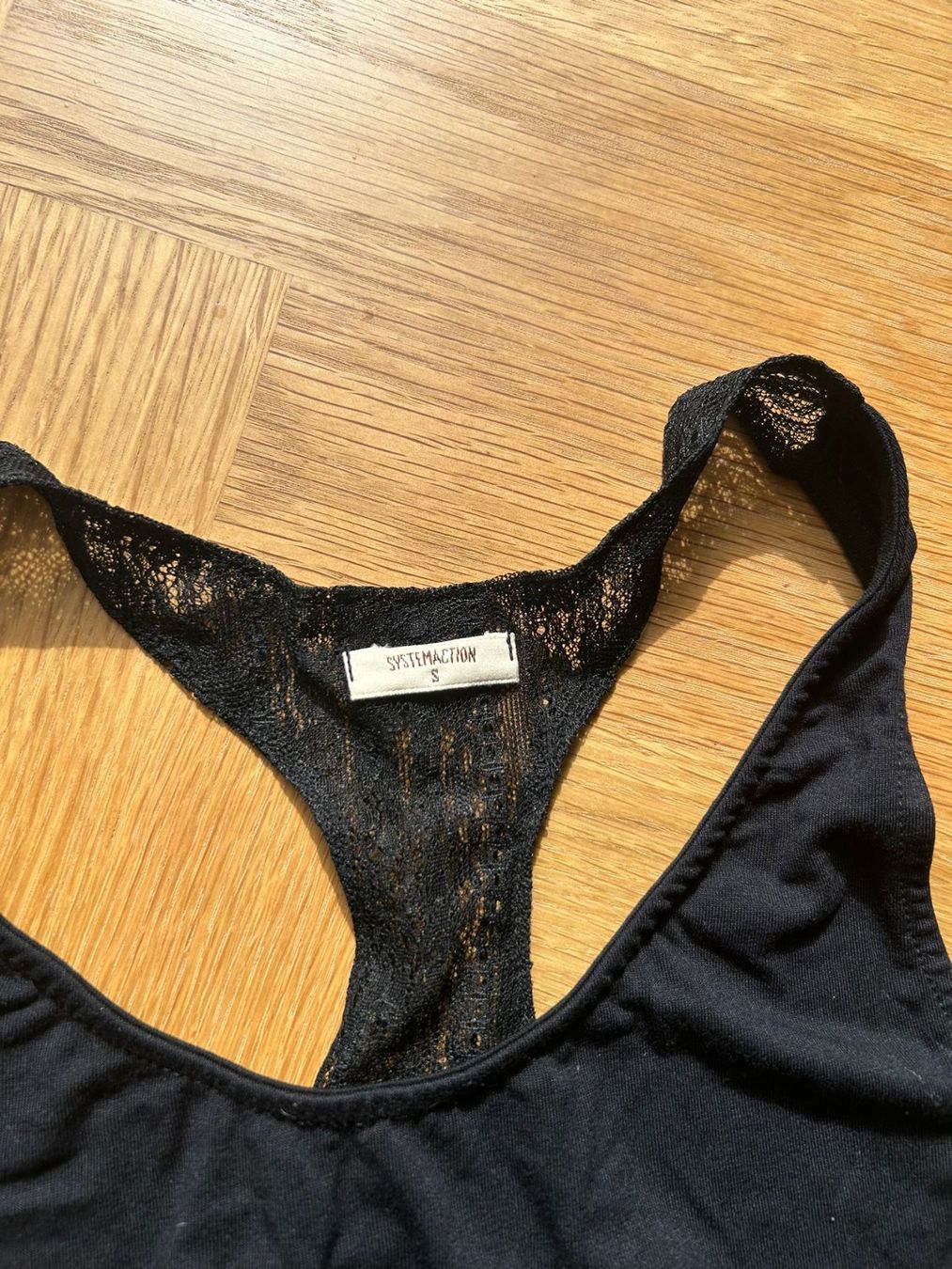 Top: Top with Lace Systemaction – Nuovo (secondo la descrizione) da Zürich venduto da ain_njc7 1