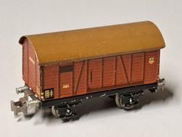 antiker Märklin Güterwagen 381 braunrot, besondere Kupplung
