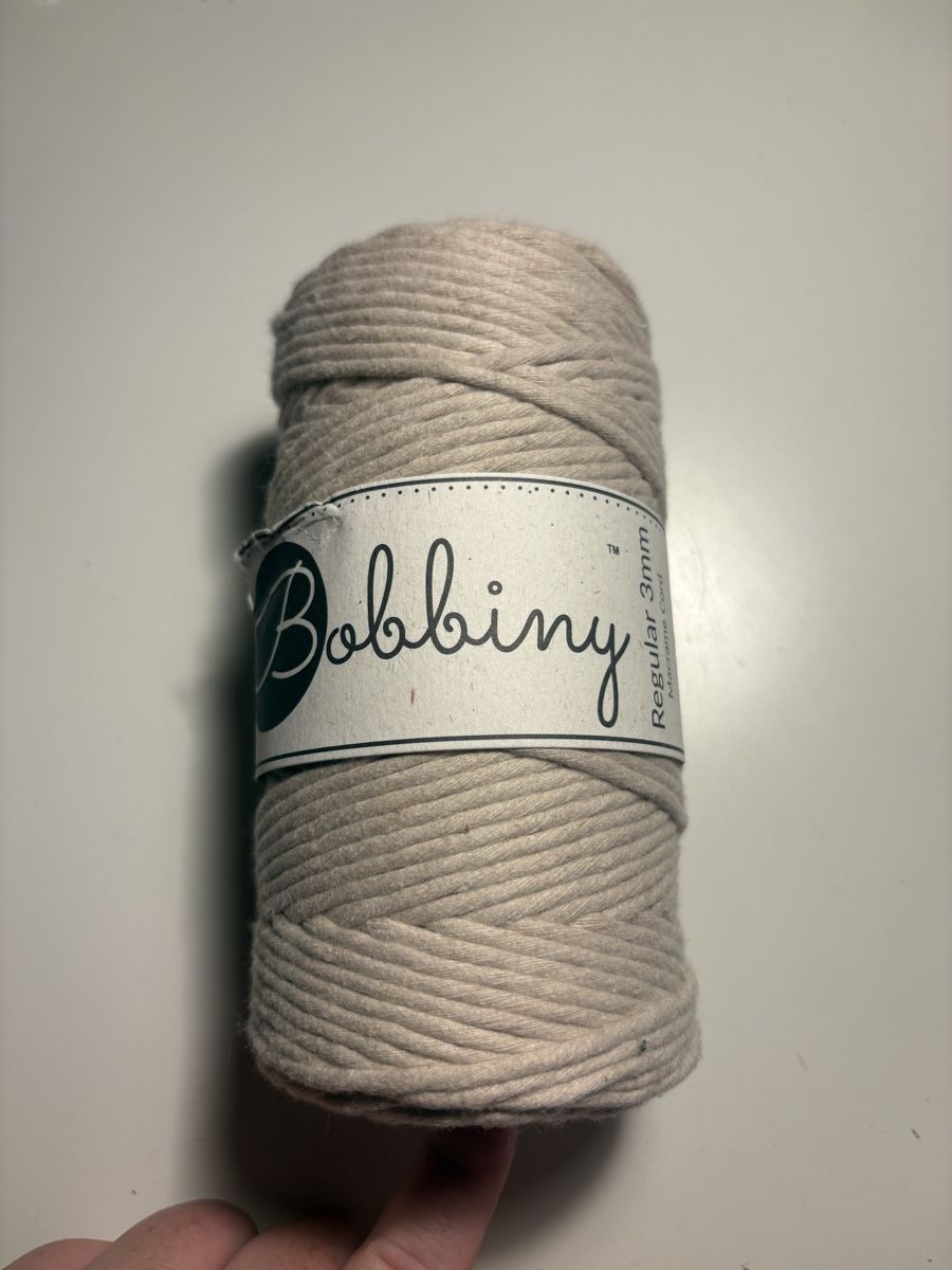 Cordelettes & Fils: Bobbiny Makramee Garn • Beige • 3mm • neu – Neuf avec emballage d'origine à Flumenthal par algr4444