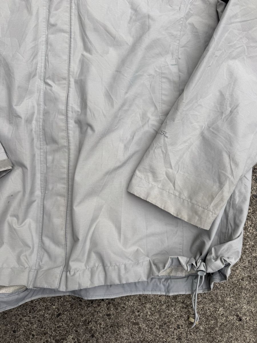 North Face Jacken: The North Face Gorpcore HyVent Jacket Light Grey XL – Gebraucht aus Effretikon von syrrrrre 2