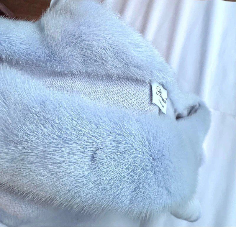 Maglioni & Felpe: Blumarine Angora Wolle Pulli mit echtem Nerz  38  it 44 – Usato da Obergösgen venduto da crystalfox 1