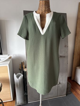 SANDRO Kleid in olivgrün Gr 36