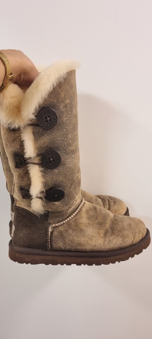 Ugg Damenschuhe: UGG's – Gebraucht aus Zunzgen von jes_myc7 3