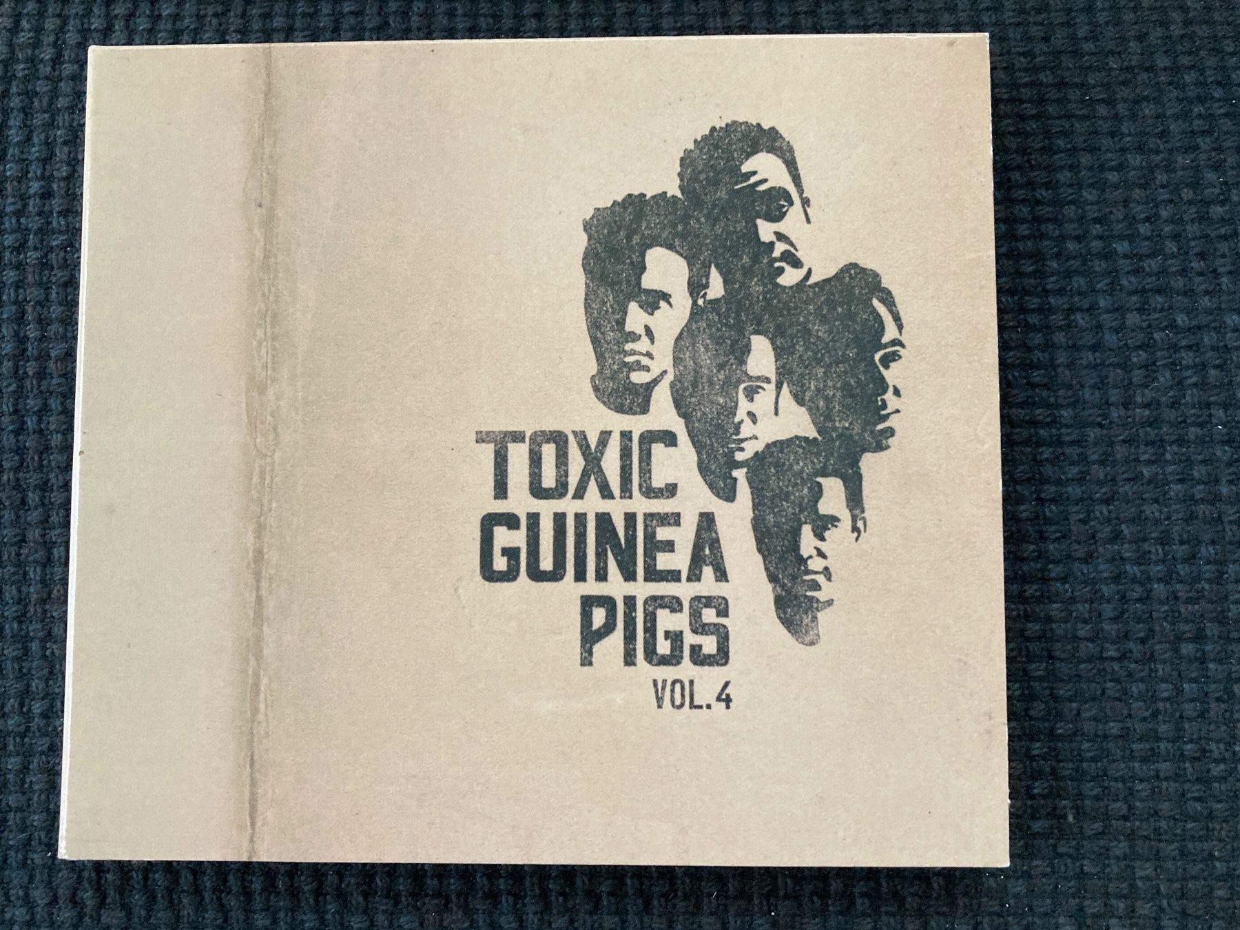 CD: CD, Toxic Guinea Pigs, Vol. 4, Punk – Usato da Baden venduto da Yoyo1