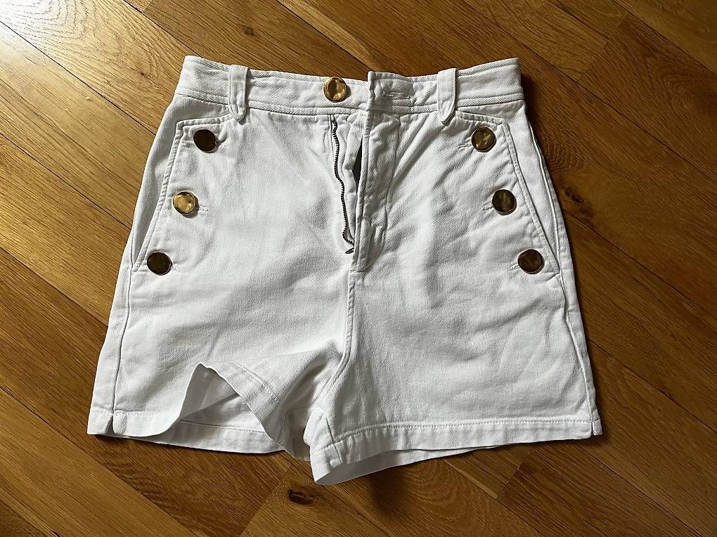 Pantaloni: ZARA Short – Usato da Zürich venduto da apple-pie12