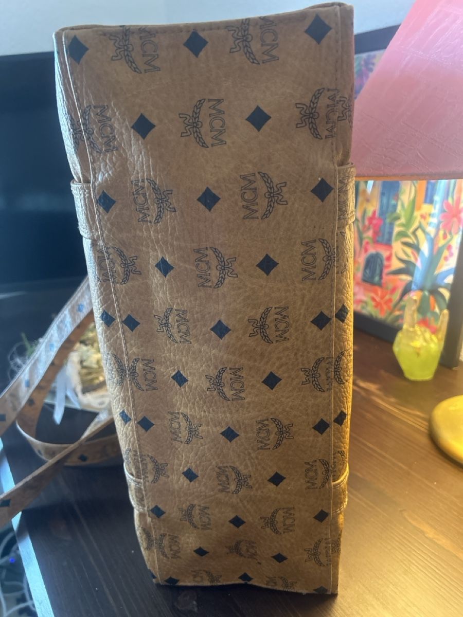 Mcm Borse da donna: MCM Handtasche Shopper, Top Zustand – Usato da Bettlach venduto da Aresdiego 2