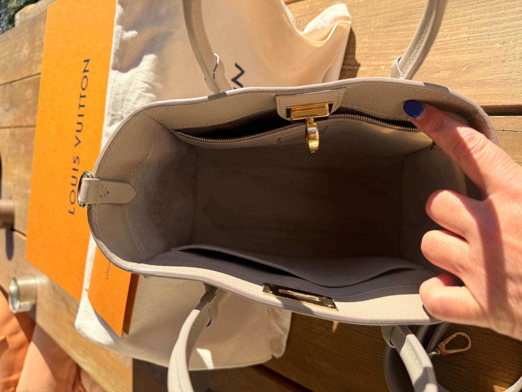 Louis Vuitton Borse da donna: Sac Louis Vuitton On my side PM – Usato da Montana venduto da Momo15 7