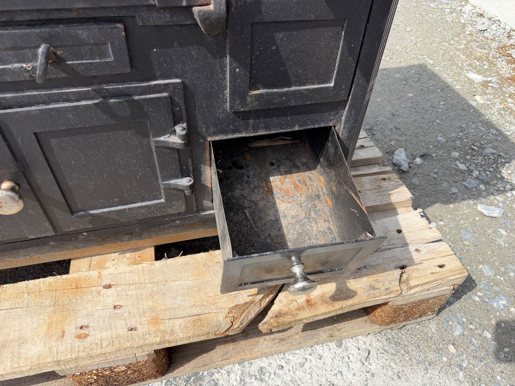 Cucine: Antiker Holzherd – Usato da Bettmeralp venduto da Minmar1 4