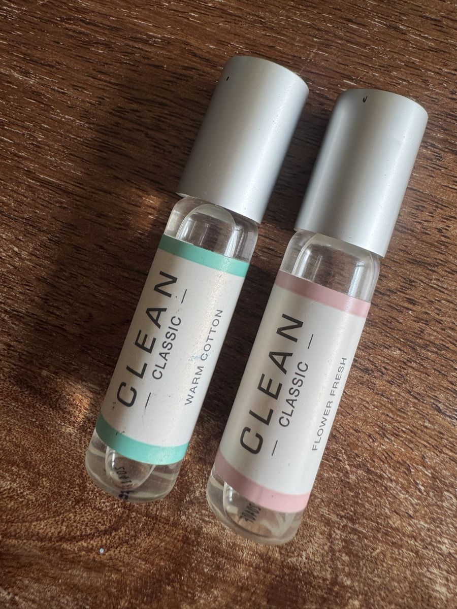 Clean Parfums & Eau de Toilette: Clean Perfume Rollerball Set 5ml  – D'occasion à Bern par kac_f6fr