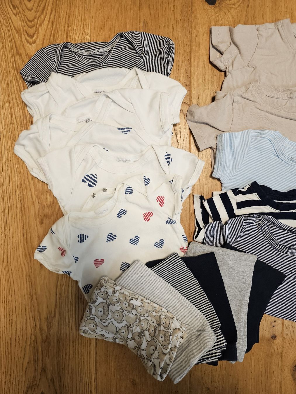 Lotti & Set di vestiti: Kleiderpaket – Usato da Basel venduto da vel_w2tr 3