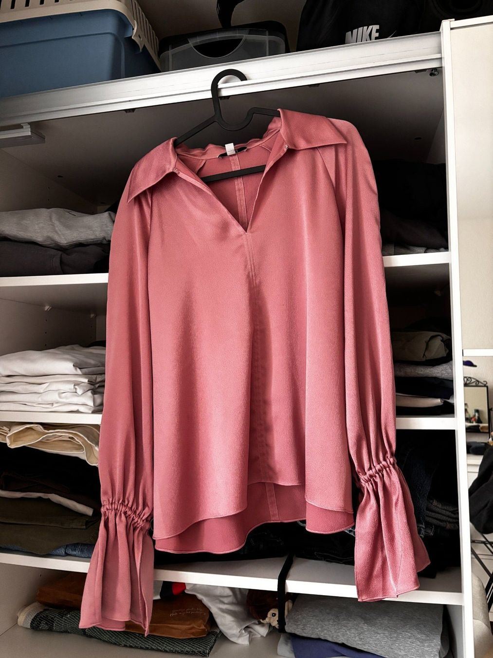 Blusen: Rosa Bluse – Neu (gemäss Beschreibung) aus Männedorf von jad_l7jg