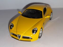 Alfa Romeo 8C Competizione 1:43 M4