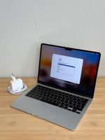 Apple MacBook Air 13“ M3, 16GB, 256GB mit Zubehör